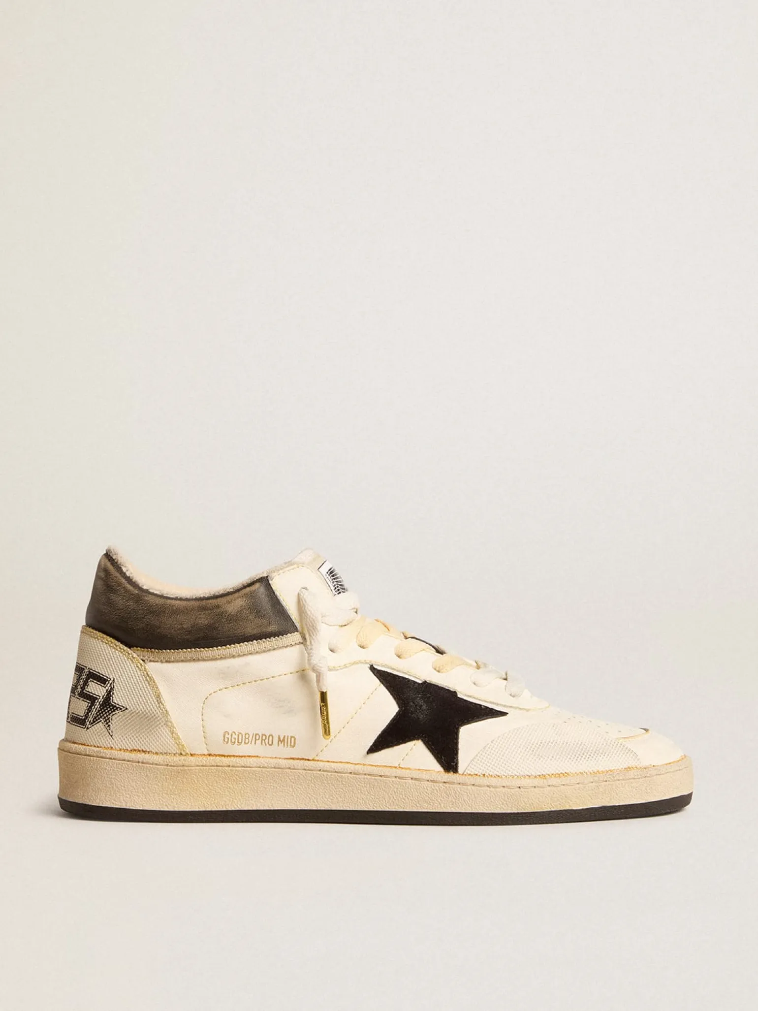 Discount Ball Star Pro Mid Feminino de couro branco usado com estrela preta MULHER Ball Star