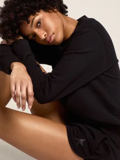 Flash Sale Bermuda feminina preta com estrela tom sobre tom MULHER Saias e Shorts