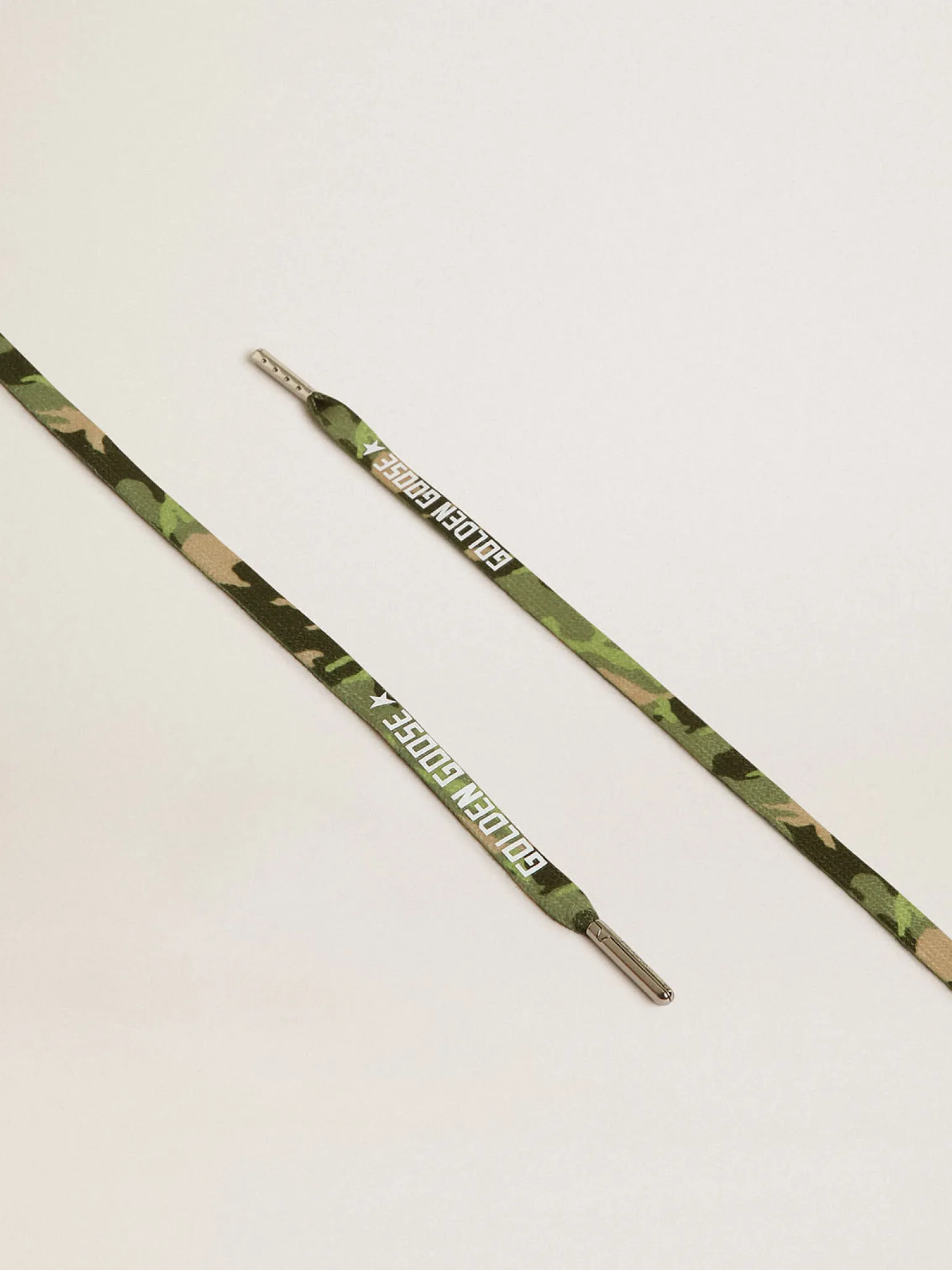 Best Sale Cadarços camuflagem verdes com logo branco em contraste MULHER Cadarços|Cadarços