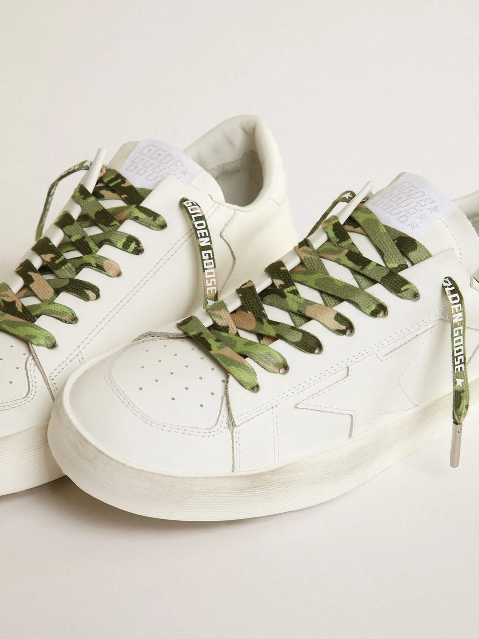 Best Sale Cadarços camuflagem verdes com logo branco em contraste MULHER Cadarços|Cadarços