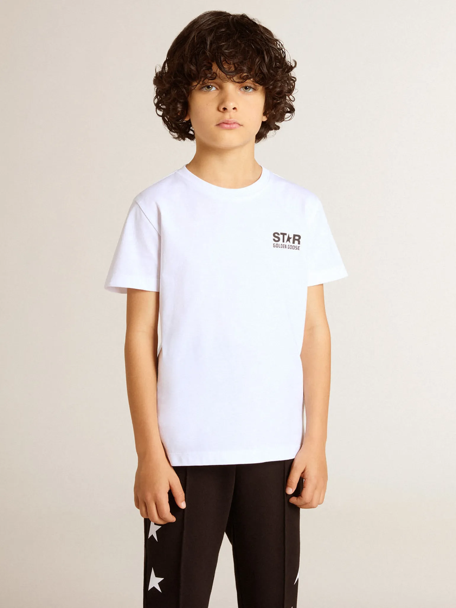 Clearance Camiseta branca com logo e estrela pretos em contraste Roupas de cima (4-12 years)|Roupas de cima (4-12 years)