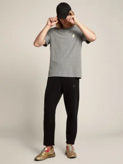 Sale Camiseta masculina cinza mescla com estrela dourada na frente Camisetas