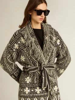 Shop Cardigã com cinto e estampa fair isle cinza escuro MULHER Malhas
