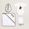 Store Conjunto de presente branco com logo azul Recem-Nascidos
