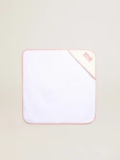 Shop Conjunto de presente branco com acabamento e logo rosa Recem-Nascidos