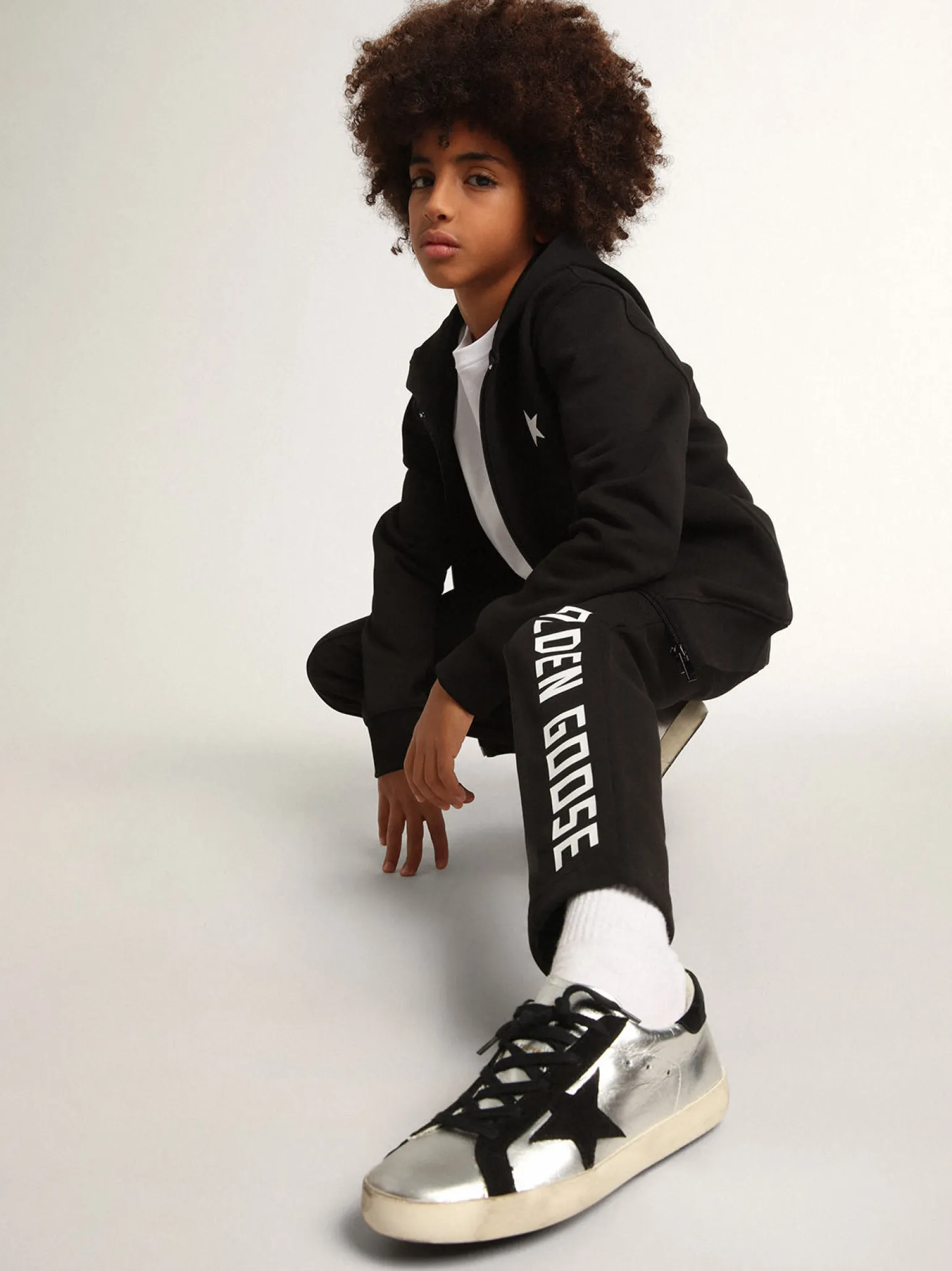 Best Moletom preto com capuz e estrela e logo brancos em contraste Roupas de cima (4-12 years)|Roupas de cima (4-12 years)
