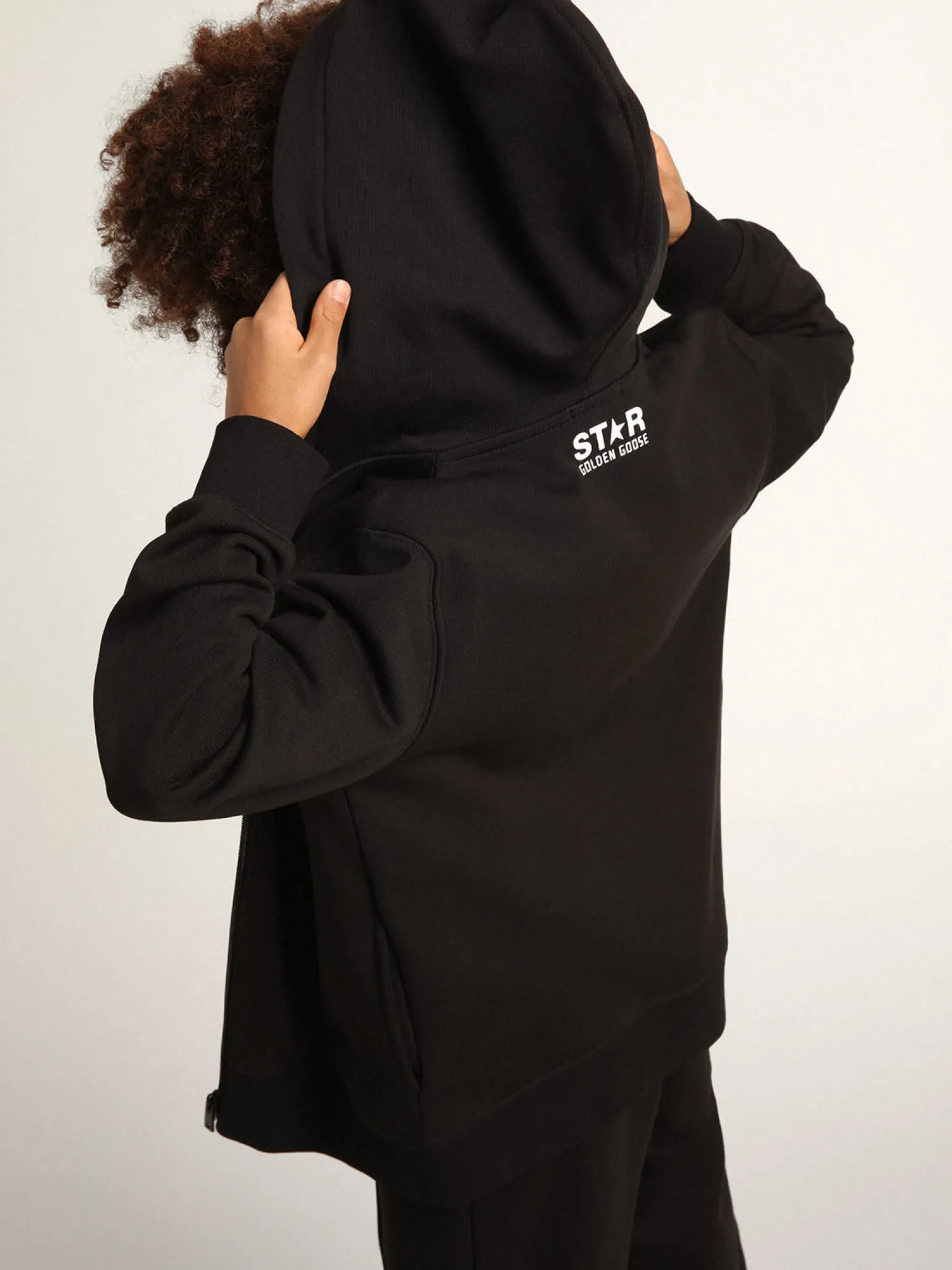 Best Moletom preto com capuz e estrela e logo brancos em contraste Roupas de cima (4-12 years)|Roupas de cima (4-12 years)
