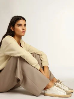 Store Mule Super-Star com estrela de couro branco e forro de shearling MULHER Super-Star Sabot