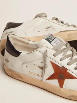 Shop Super-Star com estrela de suede laranja e talão de couro azul-escuro Super-Star