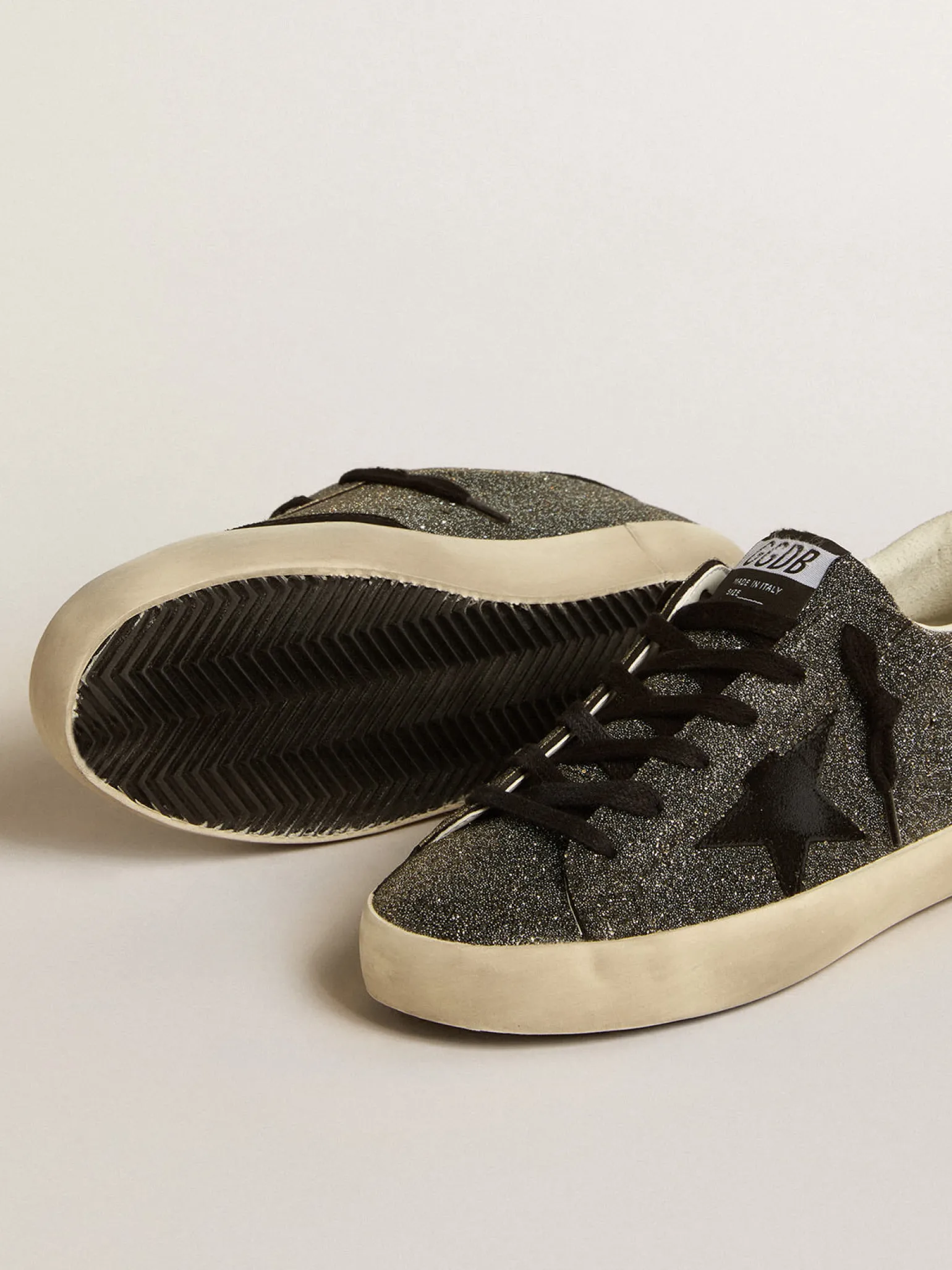Online Super-Star Feminino com cristais Swarovski pretos com estrela de suede preto MULHER Super-Star