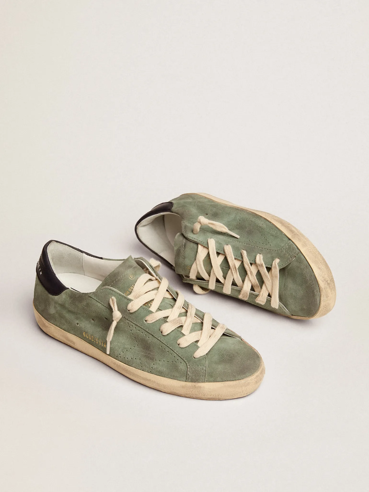 Best Sale Super-Star feminino de suede verde-militar com estrela perfurada MULHER Super-Star
